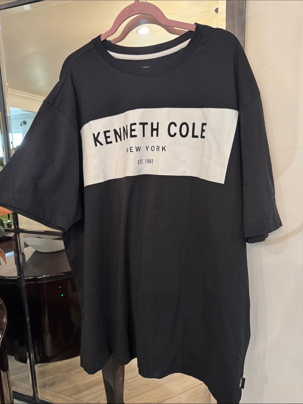 Kenneth Cole Black and White Logo Short-Sleeve Tee